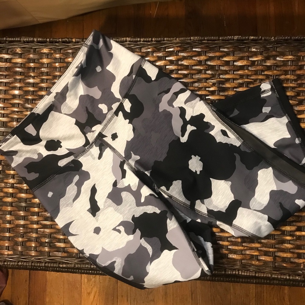 Old Navy active leggings